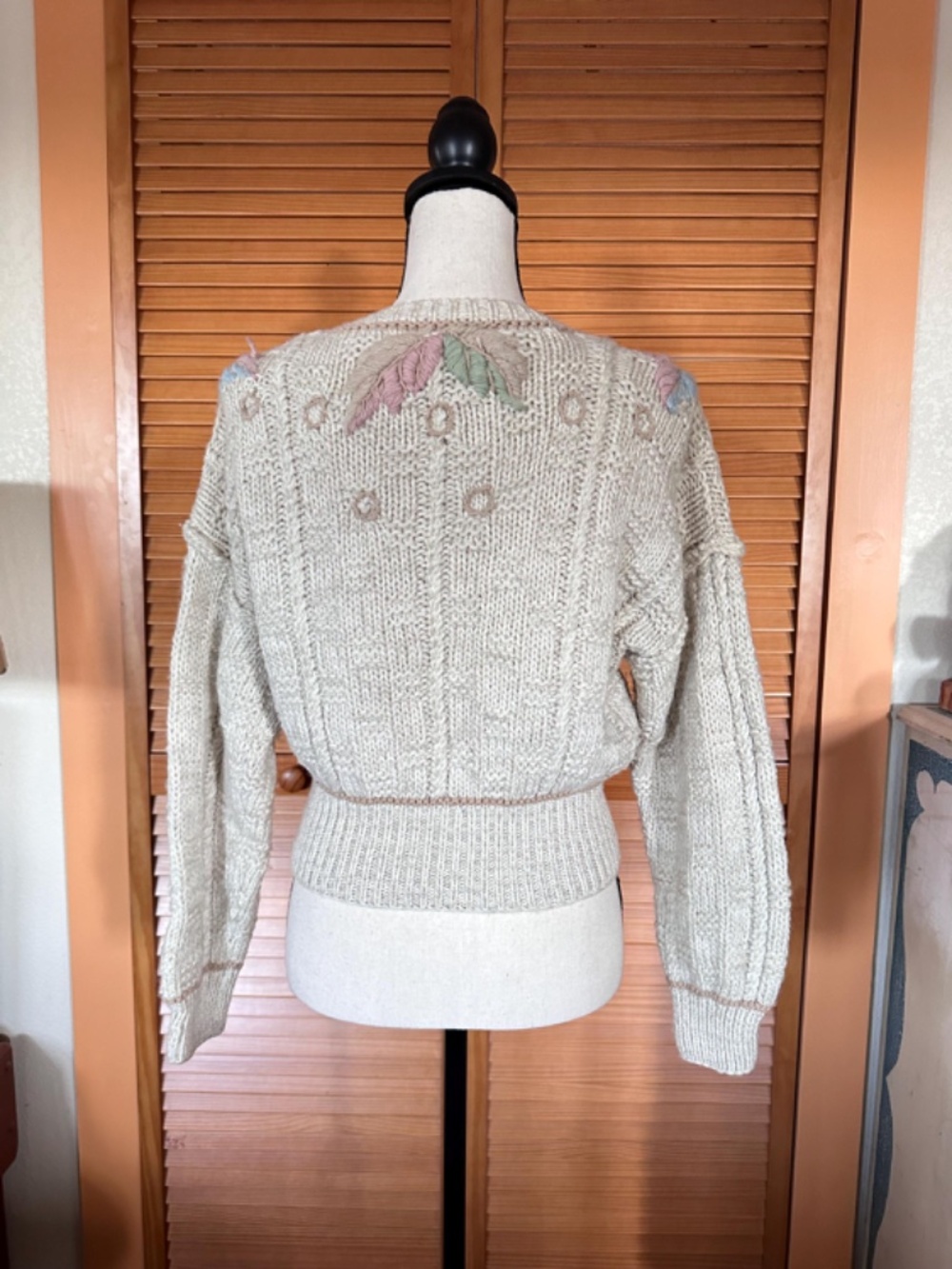 Vintage 1980s Liz Claiborne Cardigan: Hand Embroidered Knit Wool Sweater - Picture 10 of 14